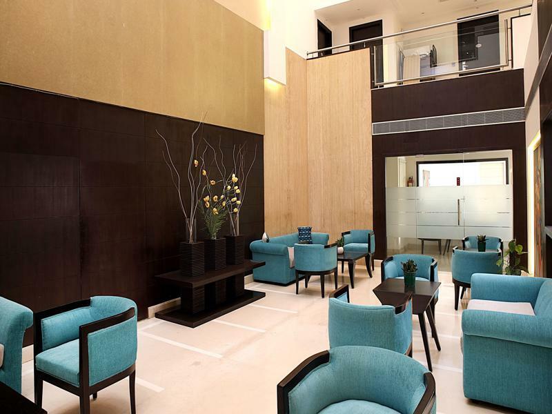 Inde Hotel Vista Woods Huda City Centre, Гургаон Экстерьер фото